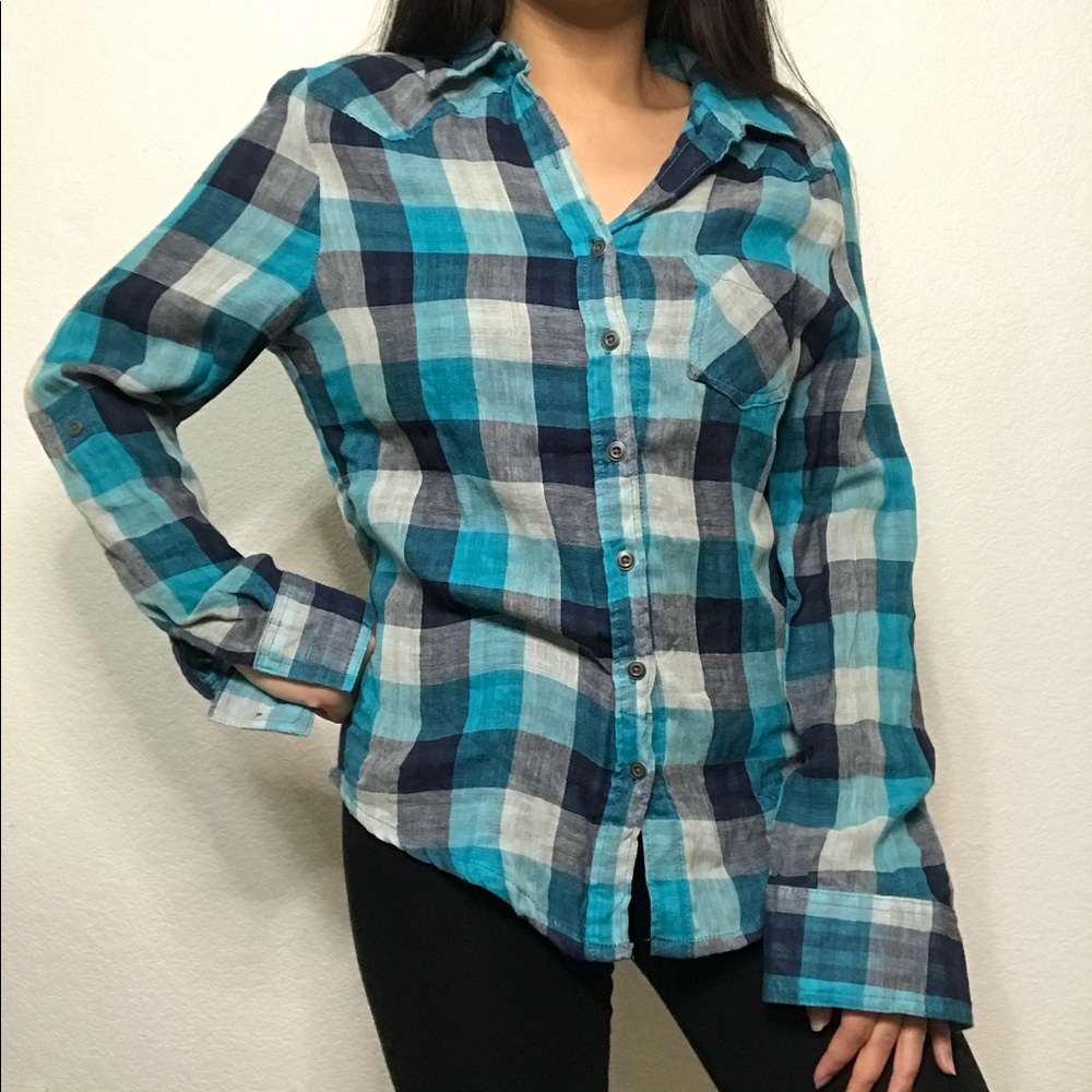 🌱 Mudd | Blue & White Button Up Flannel